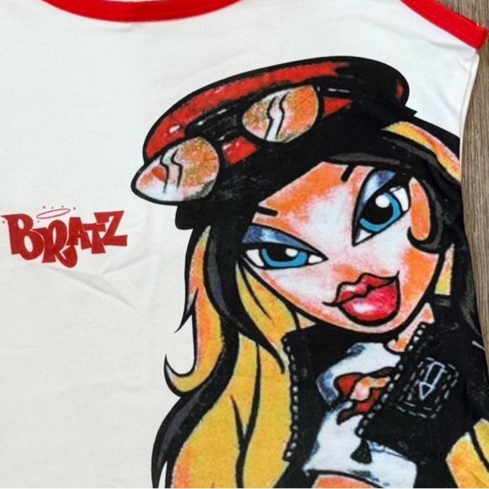 Y2K BRATZ Barbie Doll Crop Top Girl Graphic Trim Baby 2000s HARAJUKU EMO GYARU - Picture 3 of 3